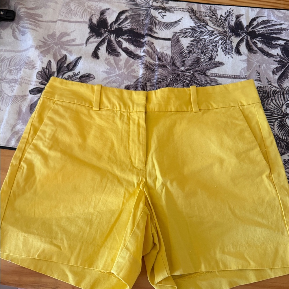 Ann Taylor Factory Yellow Women's Shorts